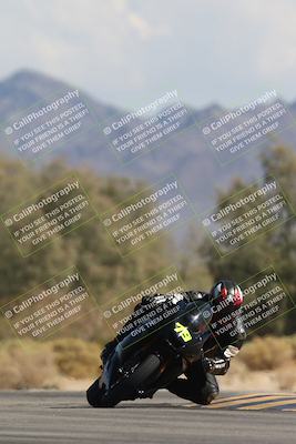 media/Oct-13-2025-Moto Forza (Mon) [[a66d839500]]/2-A Group/Session 4 Turn 7/